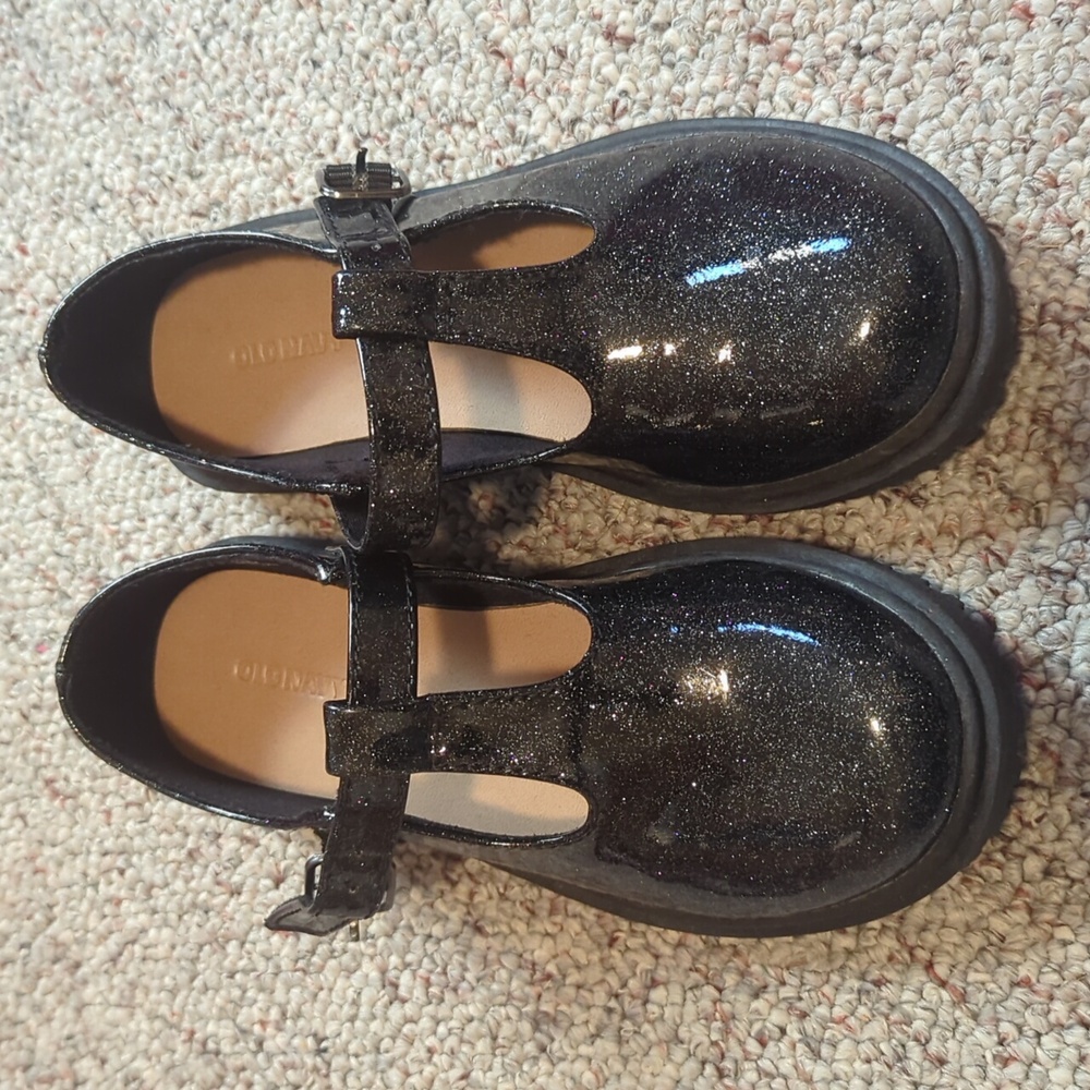 Old navy black glitter Mary Jane's for girls size 1